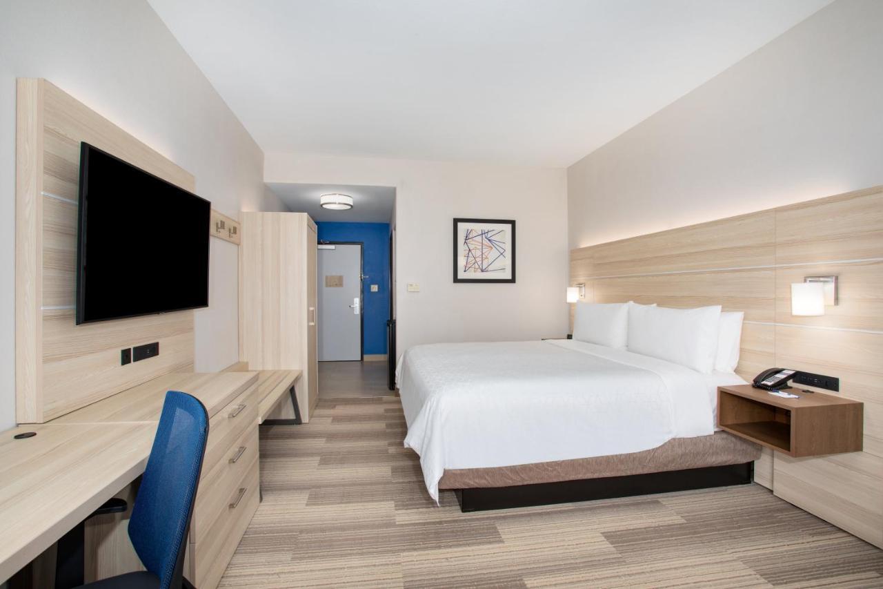 Holiday Inn Express & Suites Phoenix Glendale Dist By Ihg Экстерьер фото