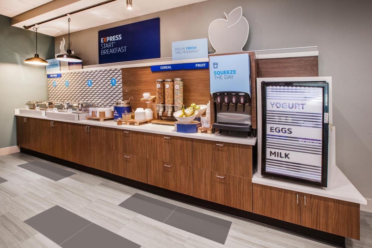Holiday Inn Express & Suites Phoenix Glendale Dist By Ihg Экстерьер фото