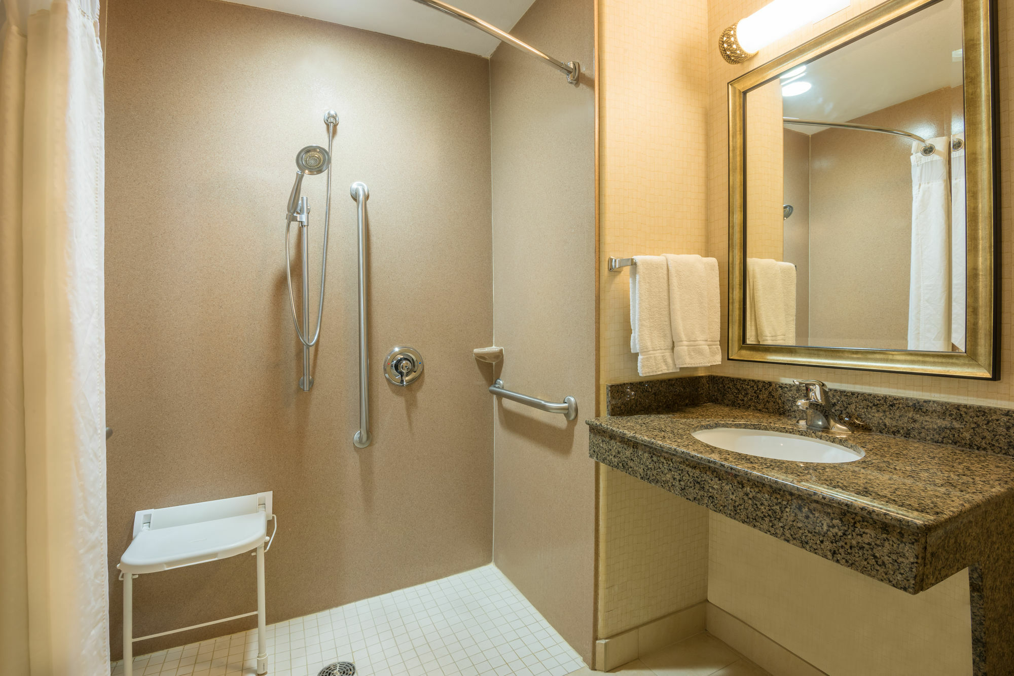 Holiday Inn Express & Suites Phoenix Glendale Dist By Ihg Экстерьер фото