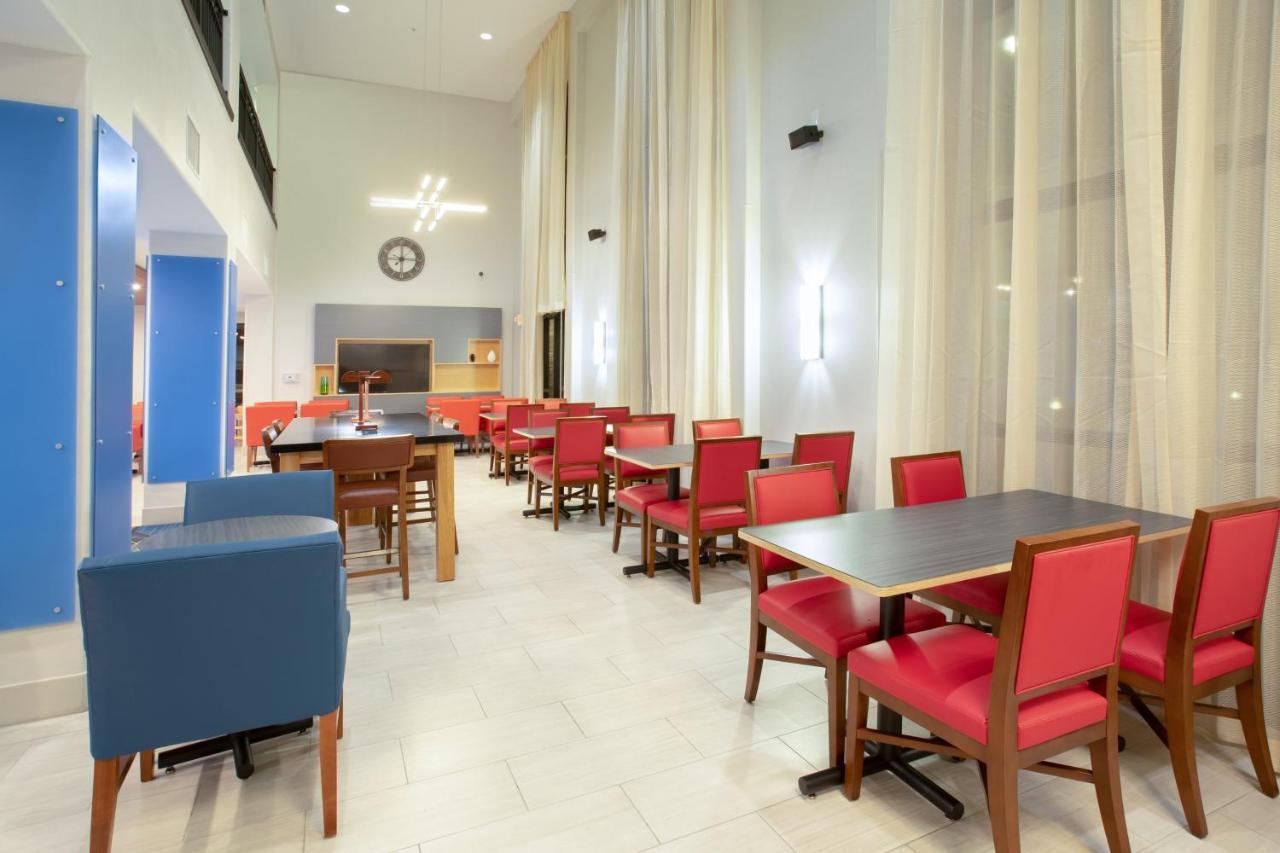 Holiday Inn Express & Suites Phoenix Glendale Dist By Ihg Экстерьер фото