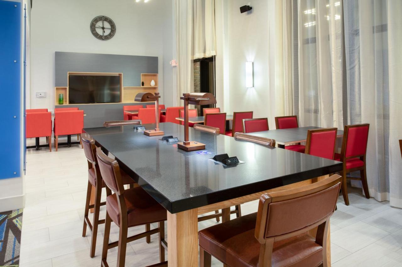 Holiday Inn Express & Suites Phoenix Glendale Dist By Ihg Экстерьер фото